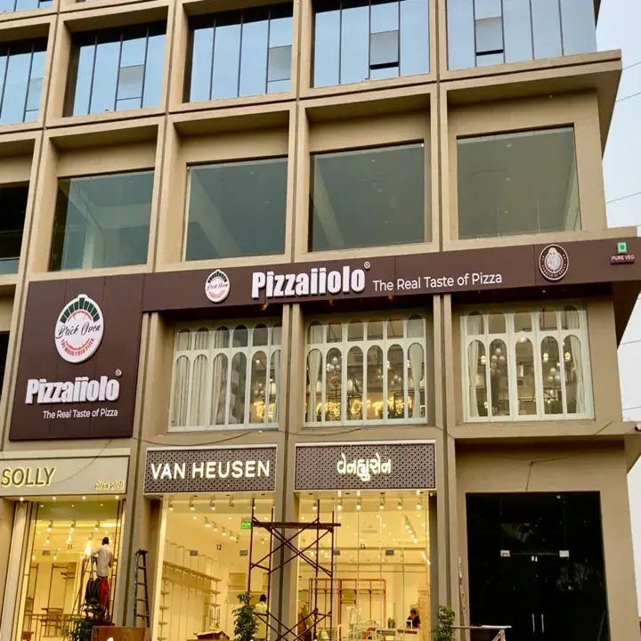 Pizzaiiolo Chandkheda outlet